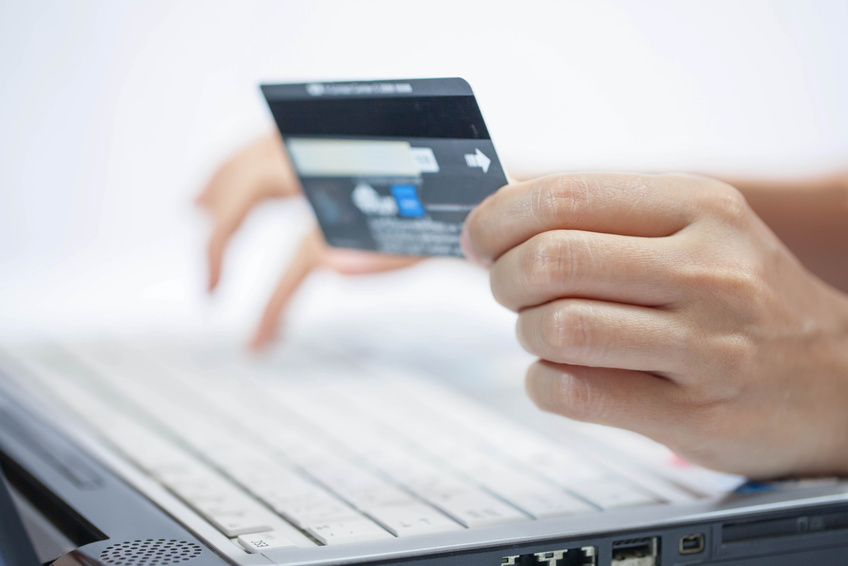 Using a credit card. Online shopping.